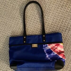 Calvin Klein Navy Tote NWOT Purse in Nylon Heritage Stylish